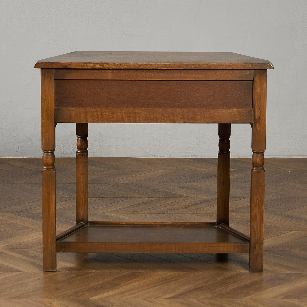 英国 クラシック サイドキャビネット サイドテーブル