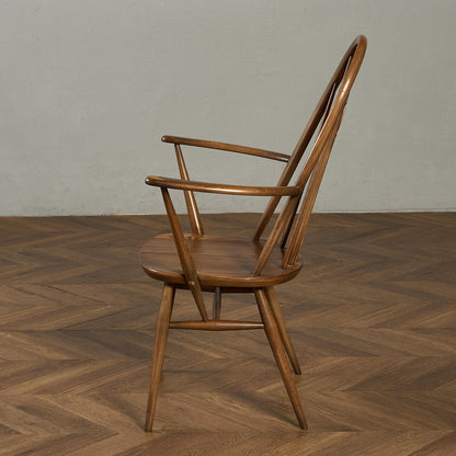 スワンバック アームチェア