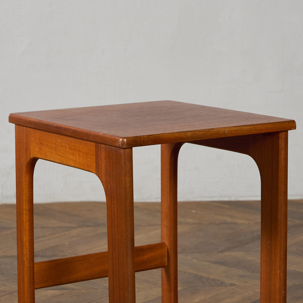 ヴィンテージ 拡張 天板付き ネストコーヒーテーブル