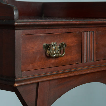 British Classic Dressing Side Table #80474