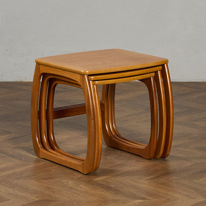 Burlington ネストテーブル