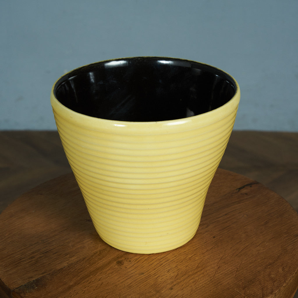 German Art Pottery フラワーベース