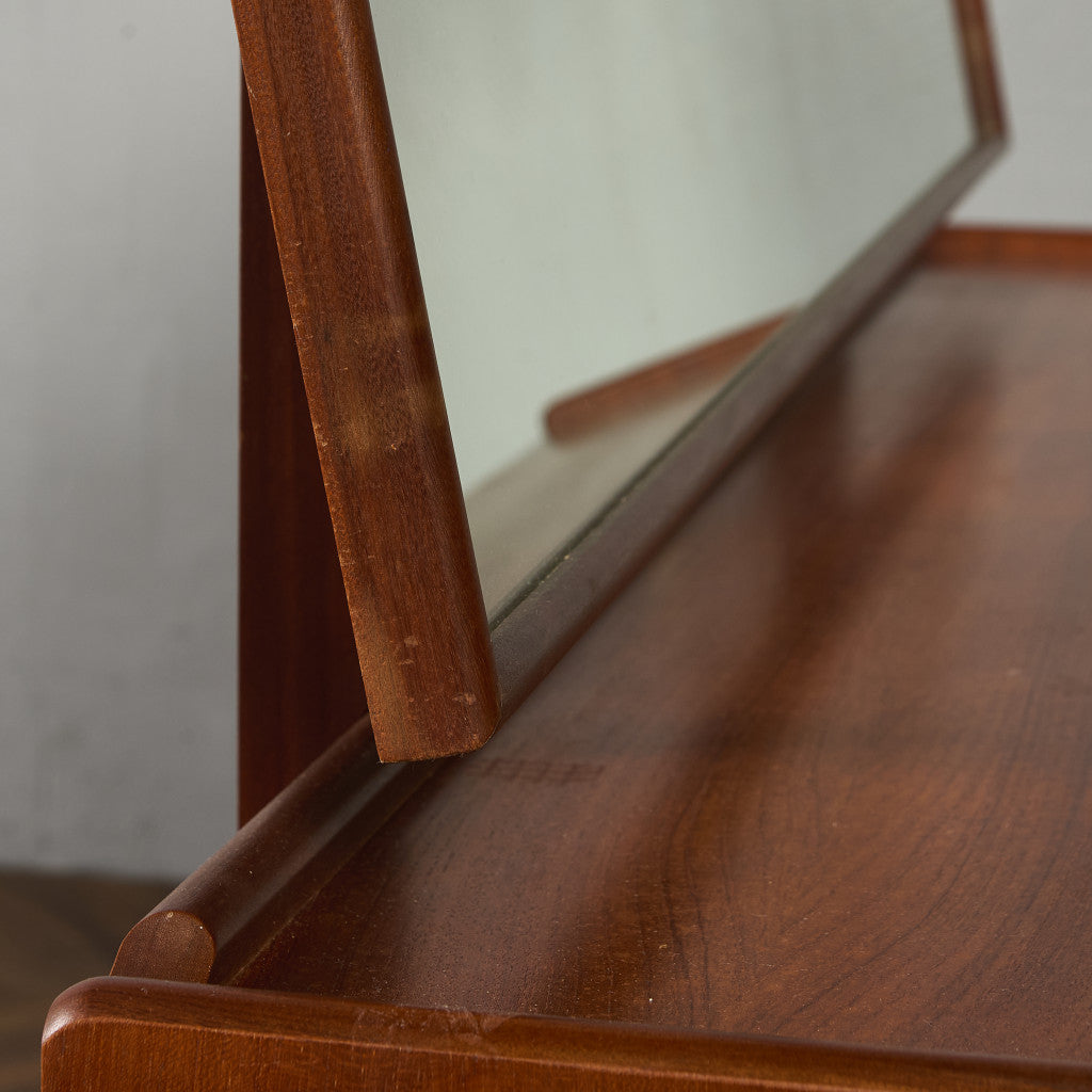 ヴィンテージ ドレッサー デスク