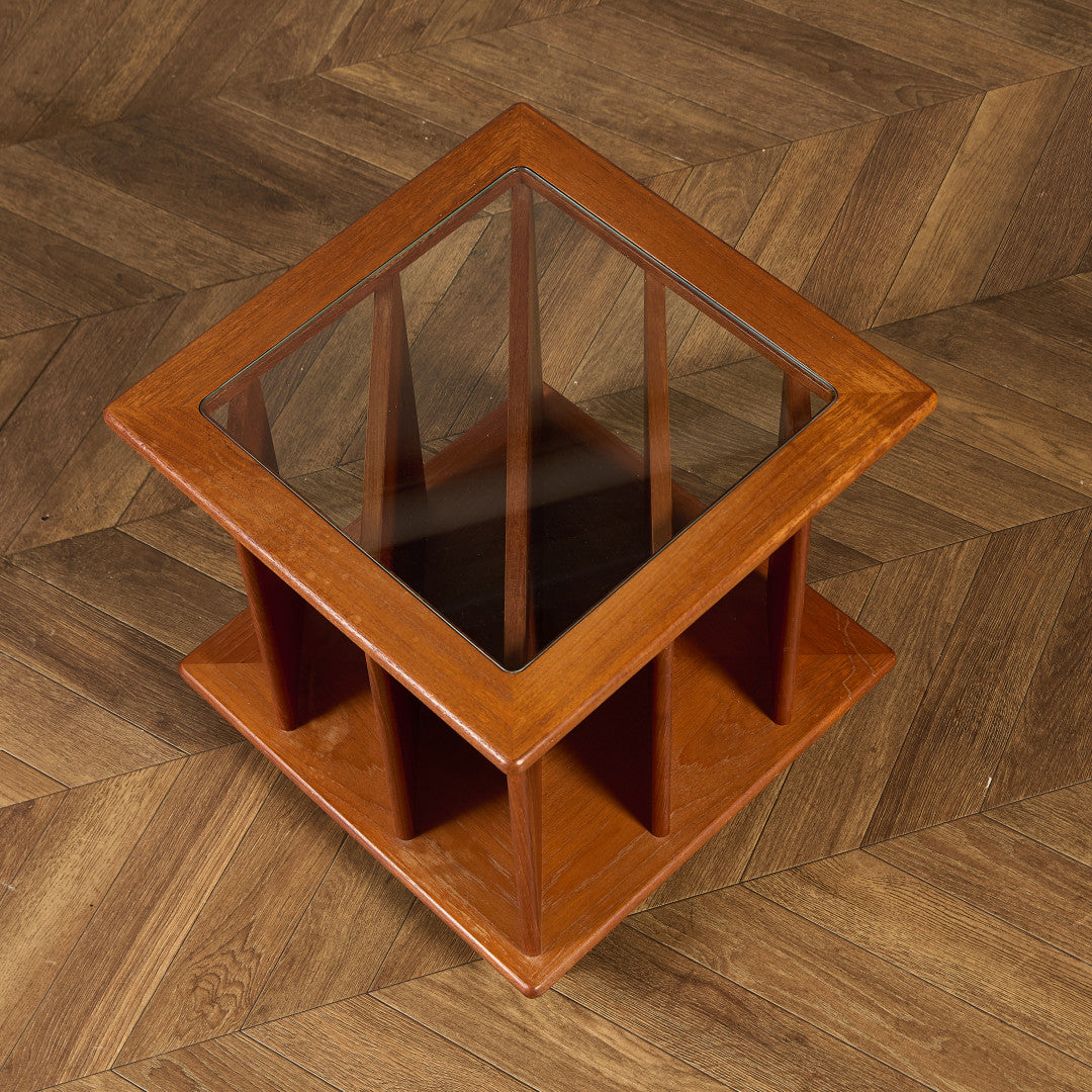 デンマーク ヴィンテージ マガジンラック付き コーヒーテーブル