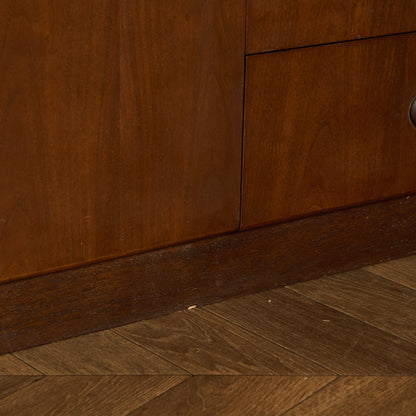 英国 ヴィンテージ カップボード