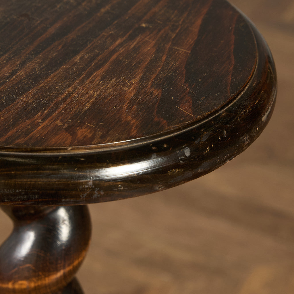 サイドテーブル