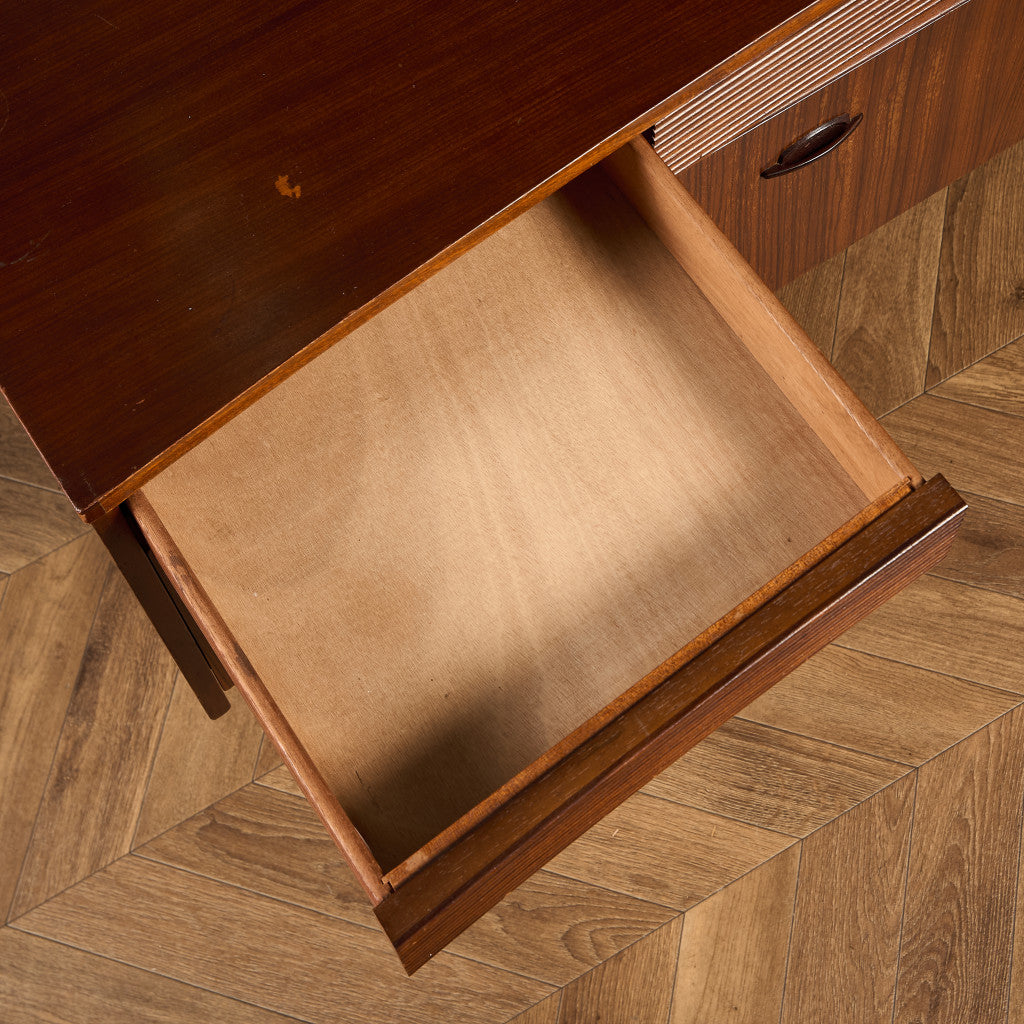 ヴィンテージ サイドボード