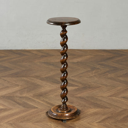 サイドテーブル