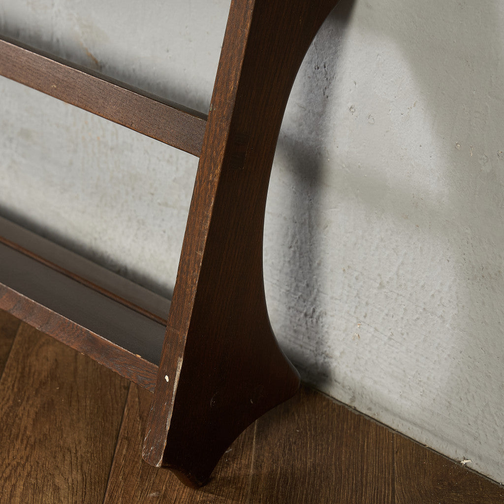 ヴィンテージ ウォールラック (Wall Mounted Plate Rack model 268)