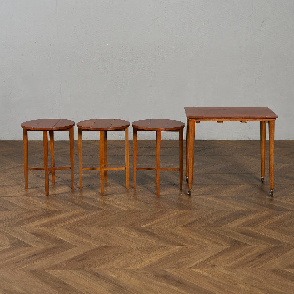 Novy Domov ヴィンテージ ネストテーブル