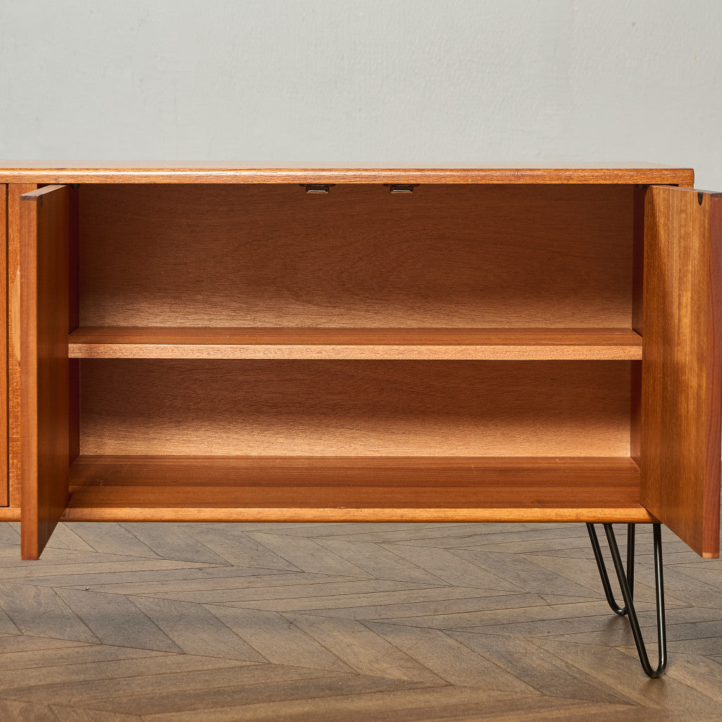 Fresco ヴィンテージ サイドボード カスタム アイアン ヘアピンレッグ