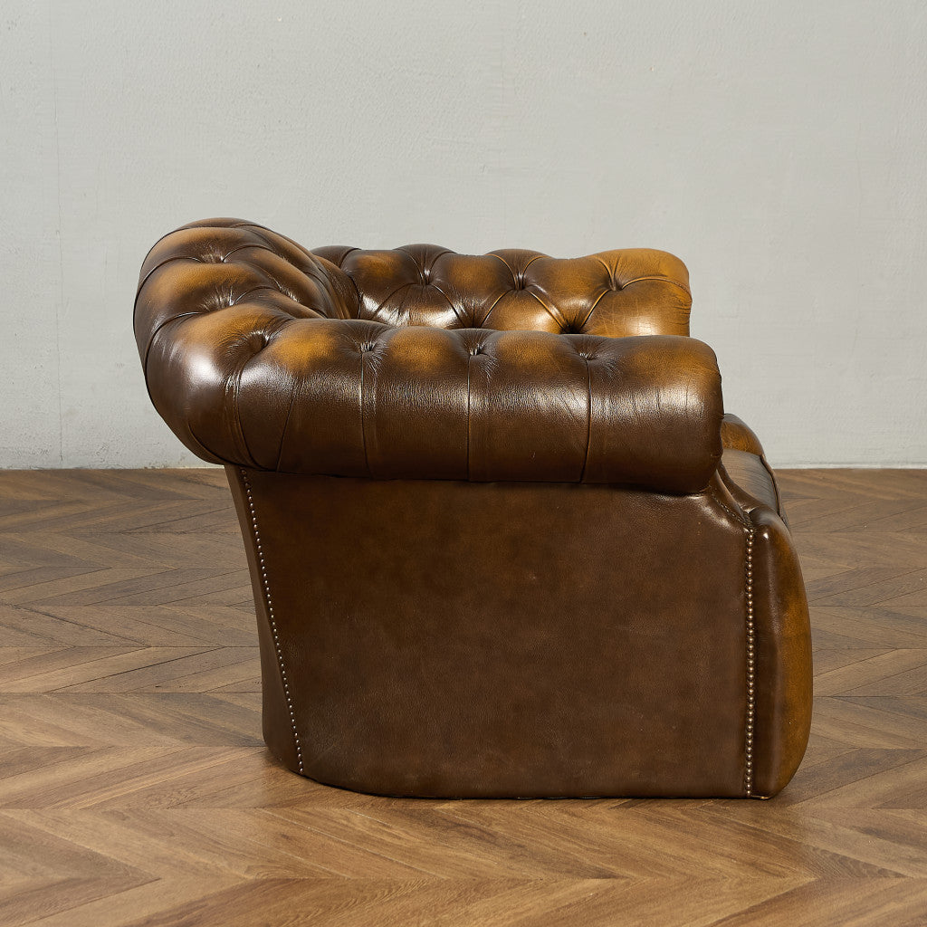 英国 クラシック チェスターフィールド ソファ