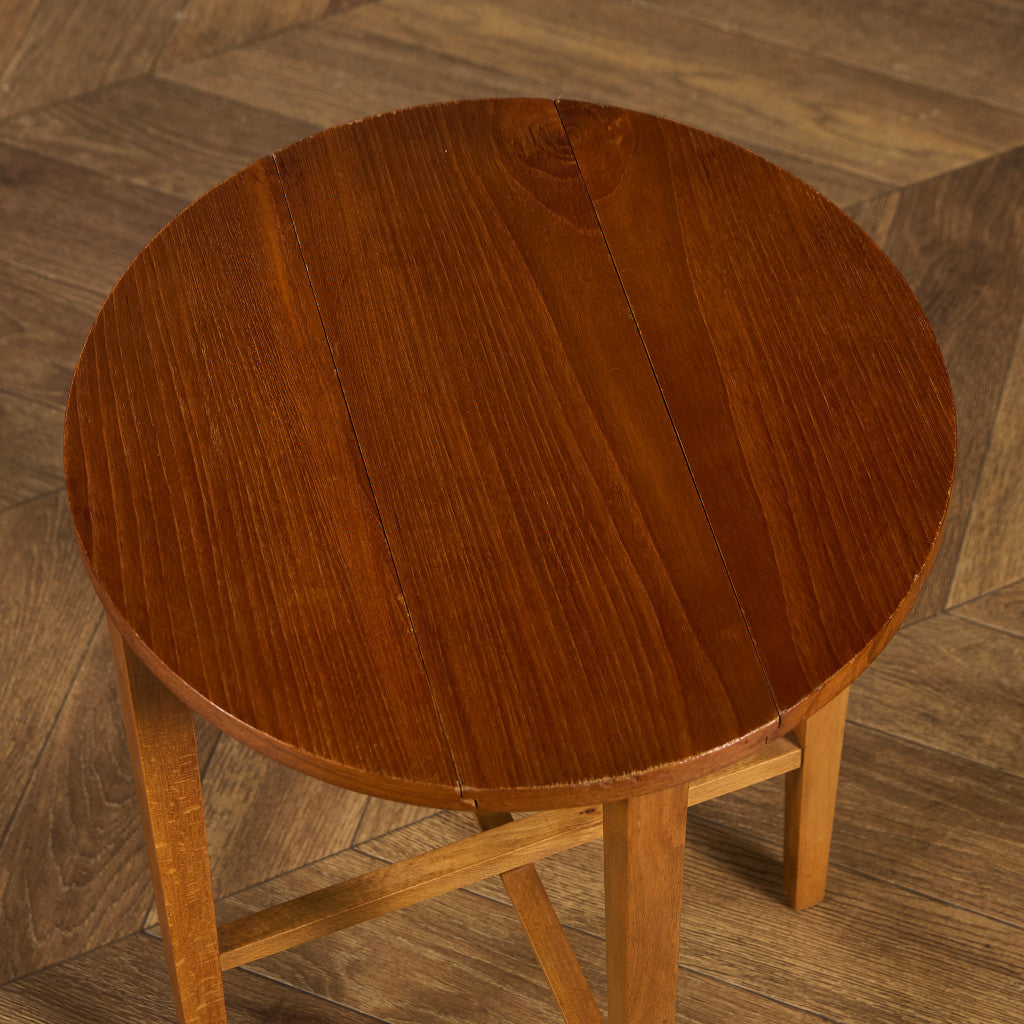 Novy Domov社 Poul Hundevad ネストテーブル