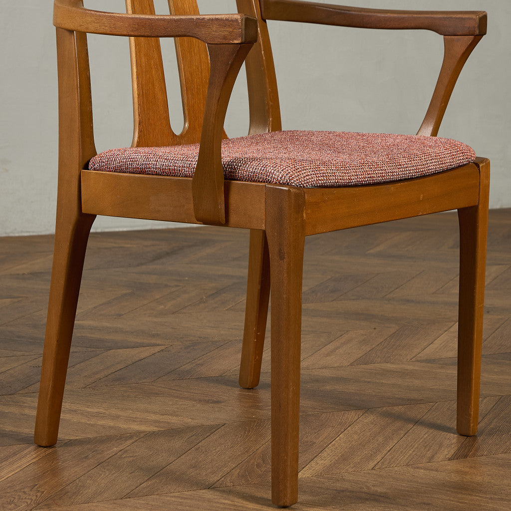 ダイニングアームチェア 座面張替え済み