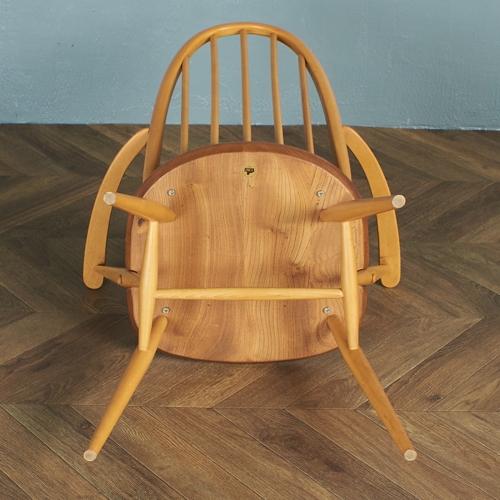 69211][アーコール ERCOL]ヴィンテージ クエーカーアームチェア / ラウンドゴールドラベル – camori ヴィンテージ 家具・北欧インテリアの通販サイト