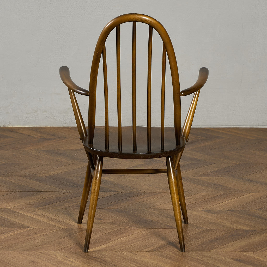 ヴィンテージ クエーカー アームチェア ラウンドゴールドラベル