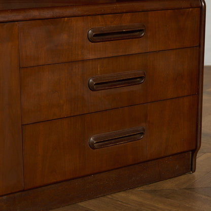 英国 ヴィンテージ カップボード