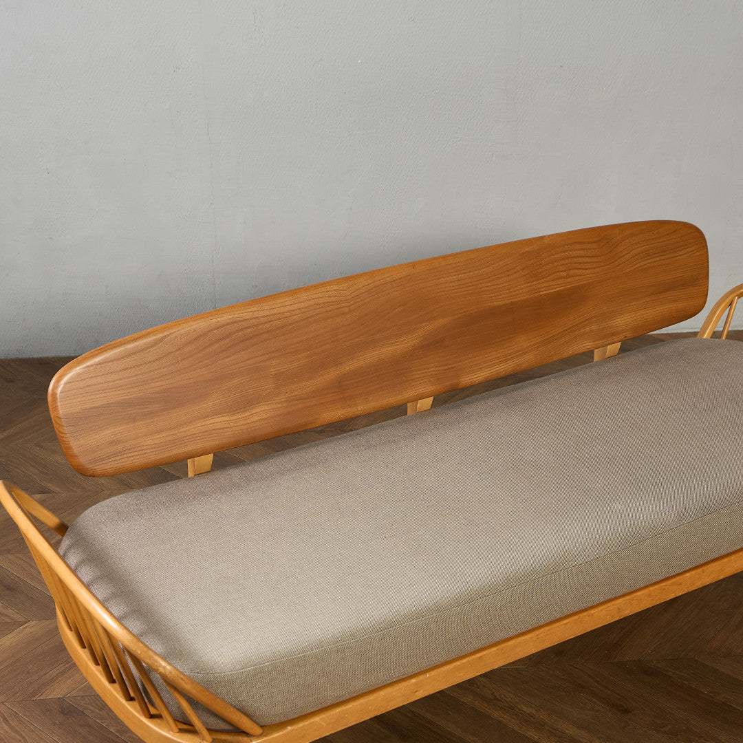 ウィンザー スタジオカウチソファ デイベッド