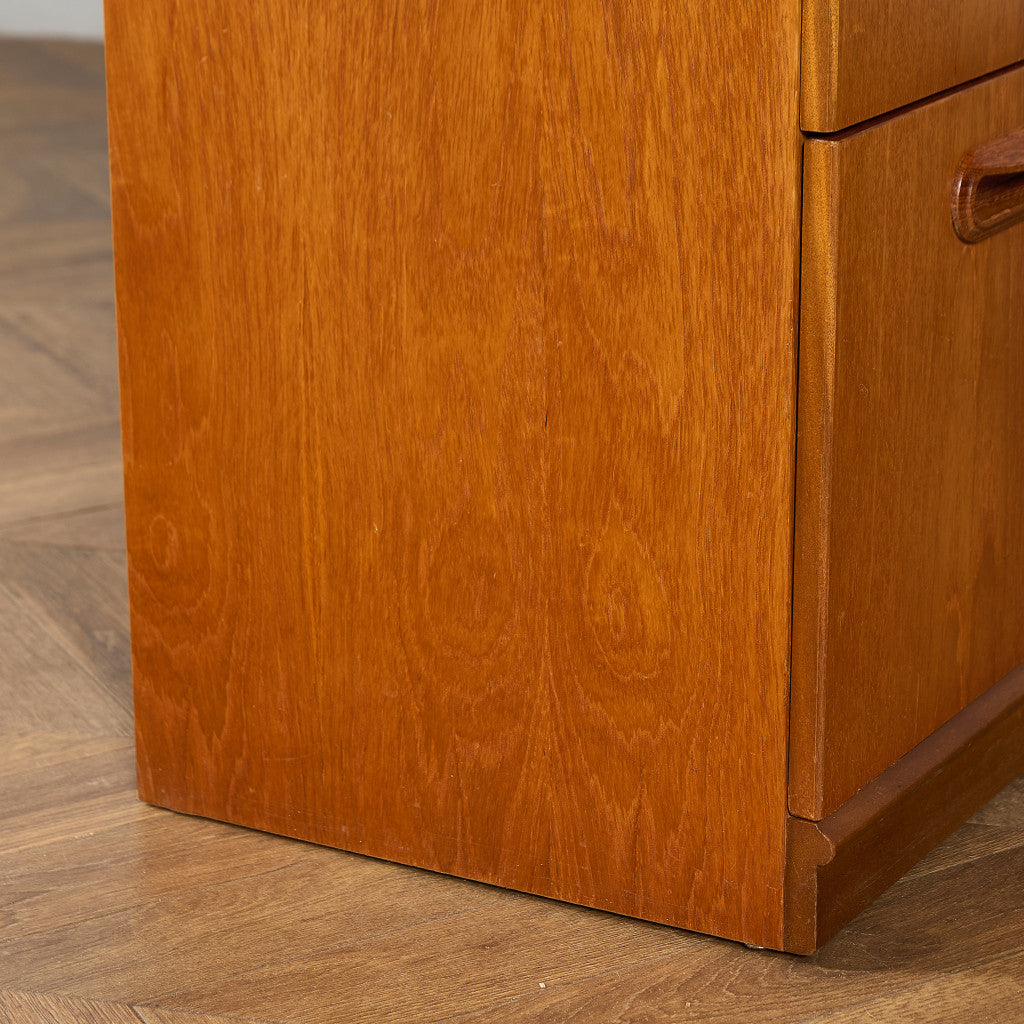 ヴィンテージ 3段チェスト