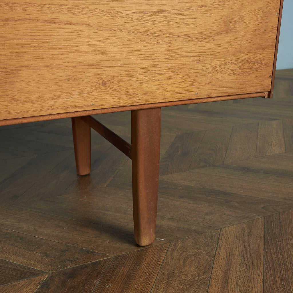 イギリスヴィンテージ サイドボード / カップボード