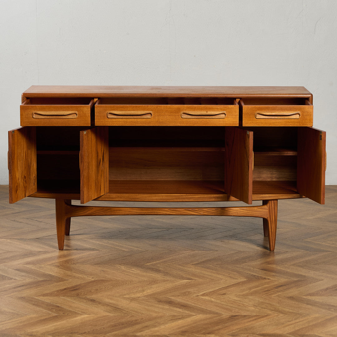 Fresco ヴィンテージ 脚付き サイドボード (4072)