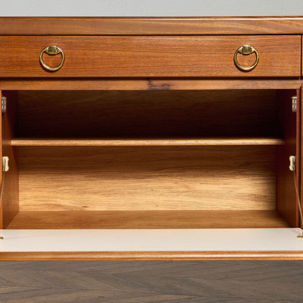 十字扉 ヴィンテージ サイドボード