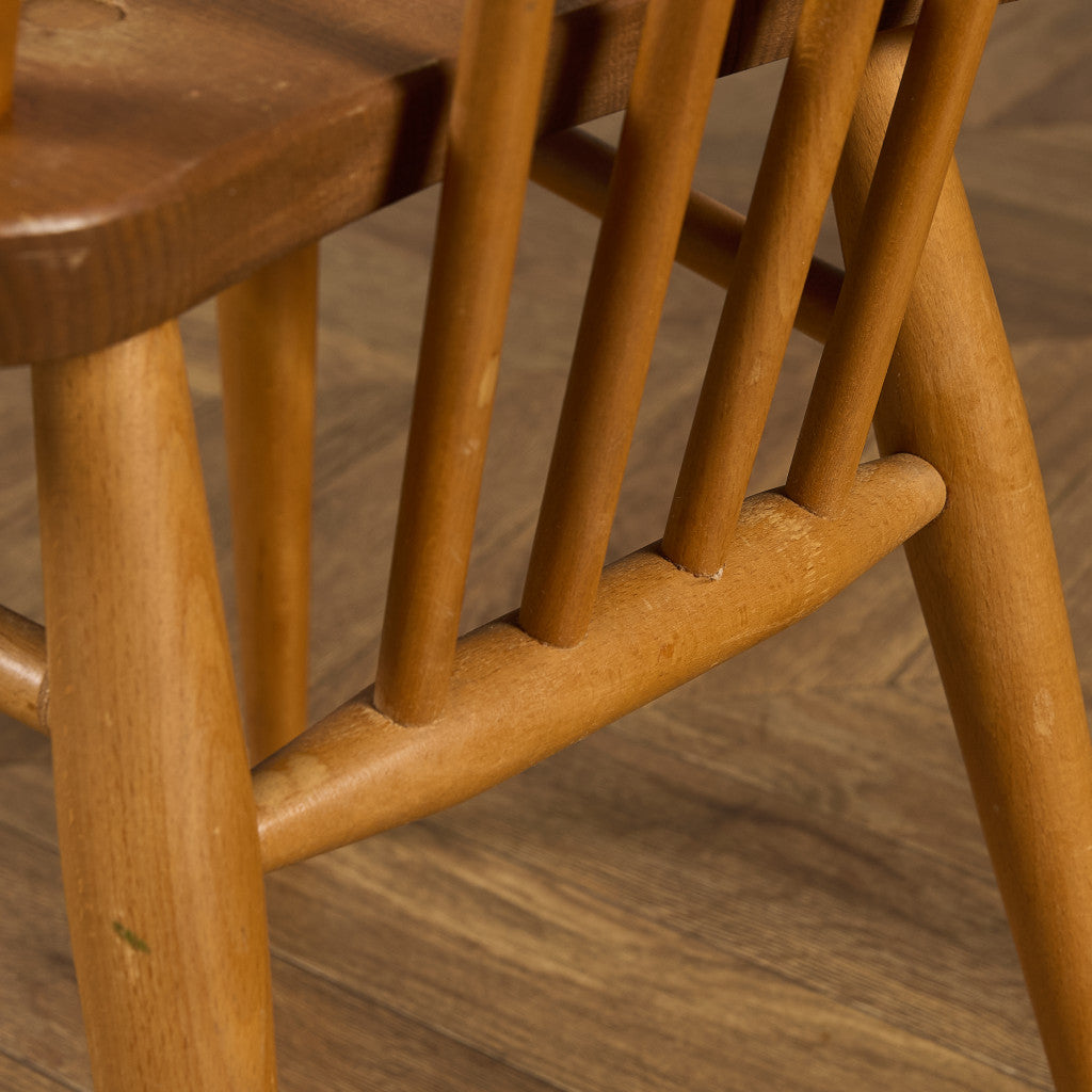 ヴィンテージ スティックバック ハイバックチェア