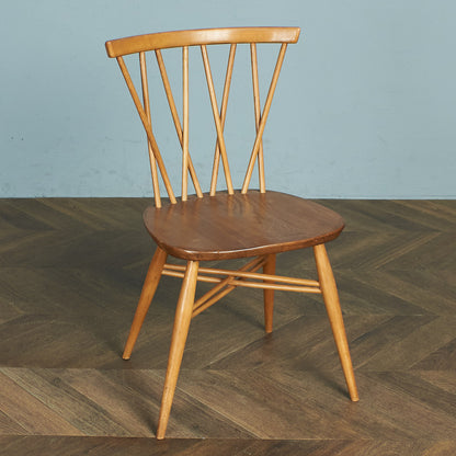 ラティスドチェア