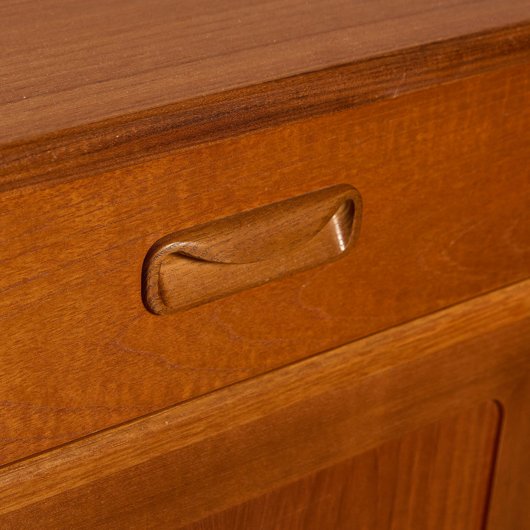 Fresco ヴィンテージ サイドボード カスタム アイアン ヘアピンレッグ