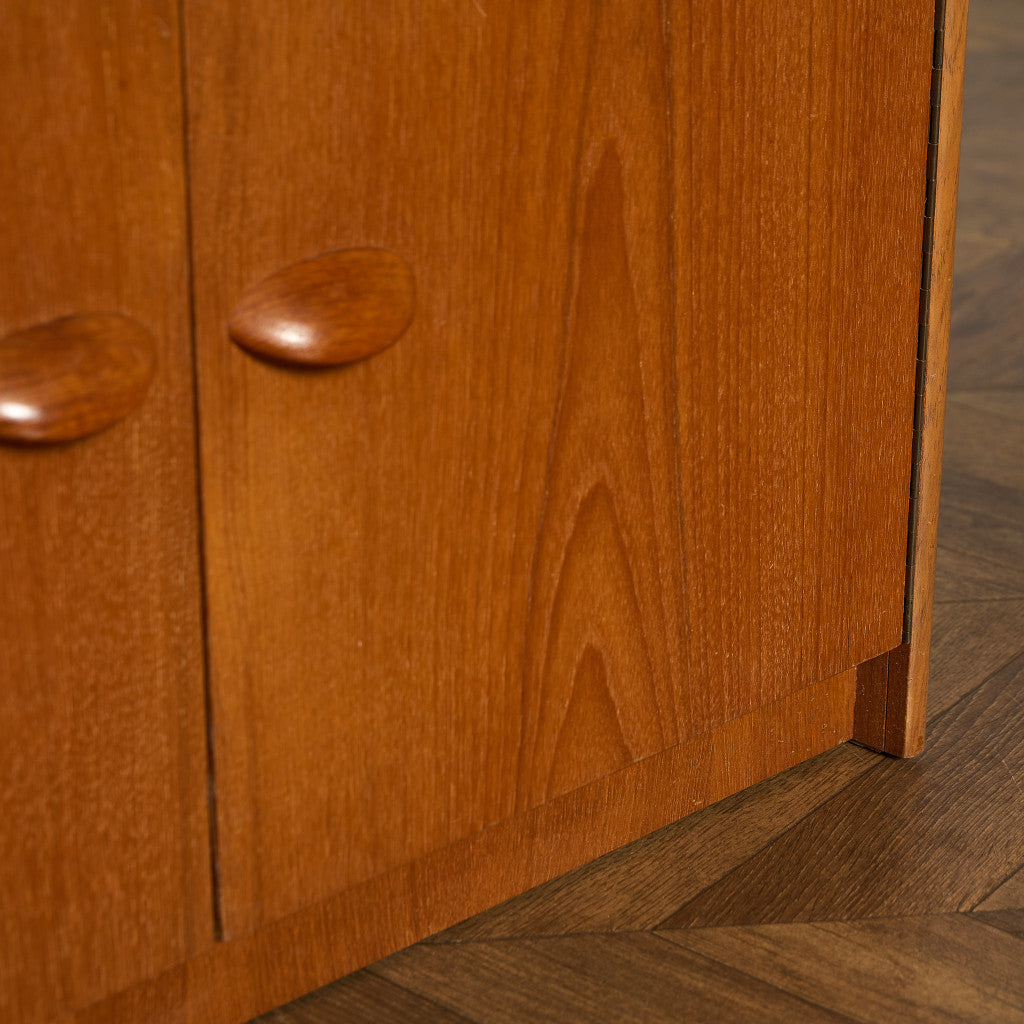 英国 ヴィンテージ ウォールユニット