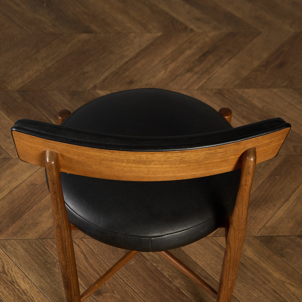 サーキュラーチェア