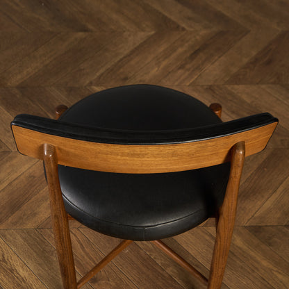 サーキュラーチェア