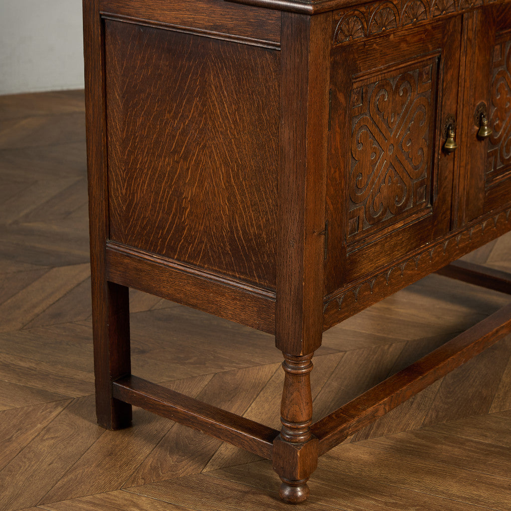 英国 クラシック コートカップボード