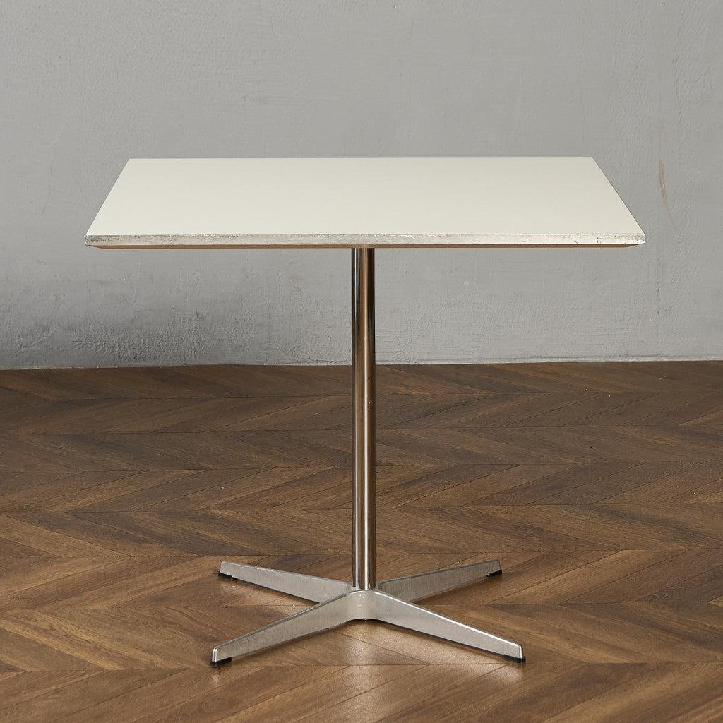 フリッツ・ハンセン Fritz Hansen 4star base スクエア A テーブル