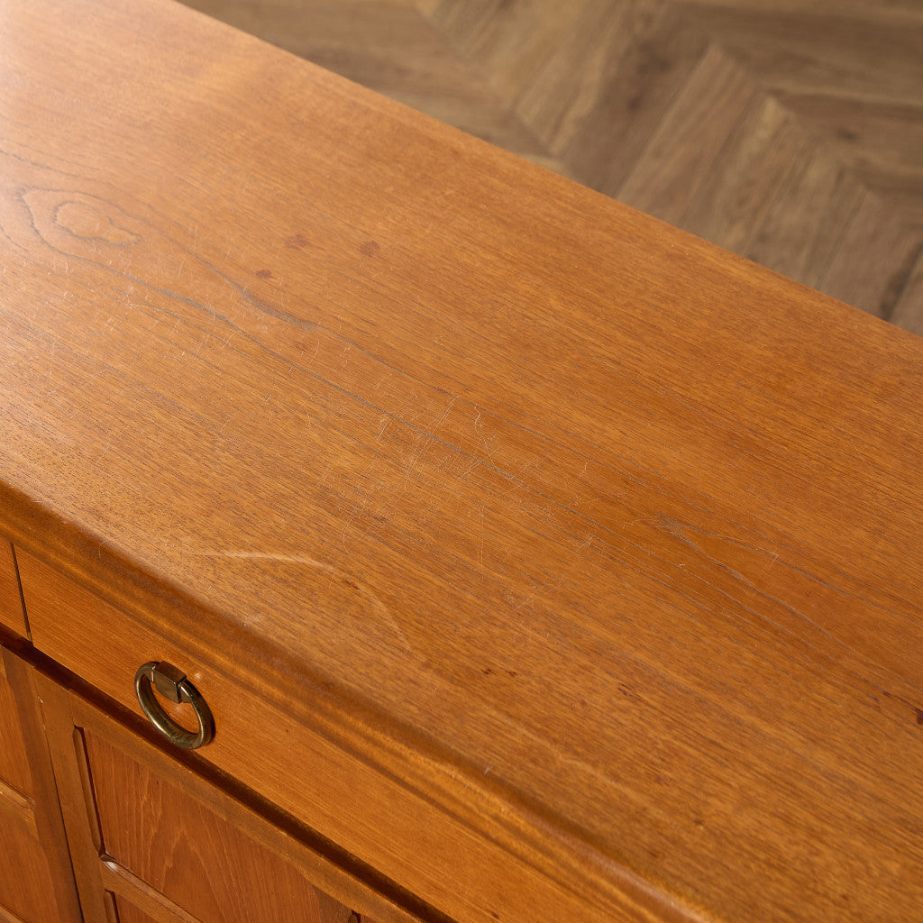 十字扉 ヴィンテージ サイドボード