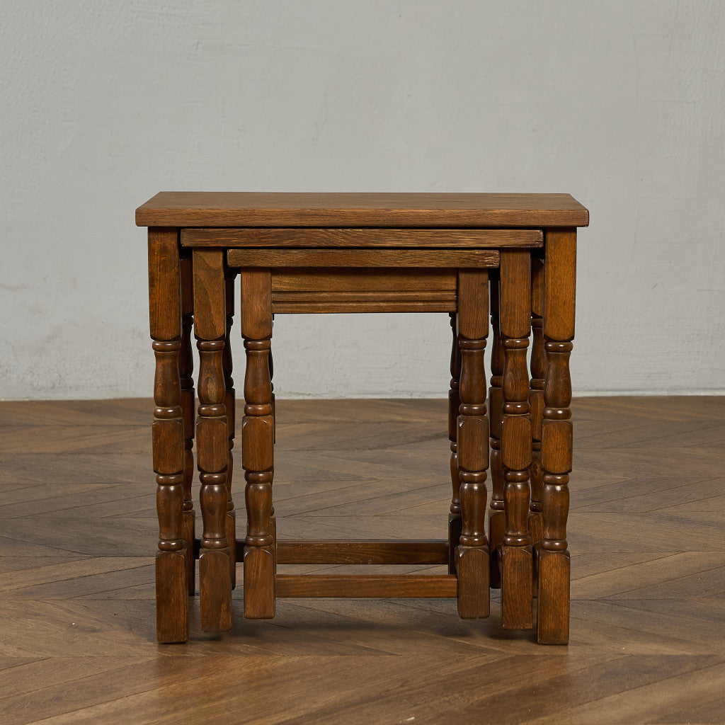 英国 クラシック ネストテーブル