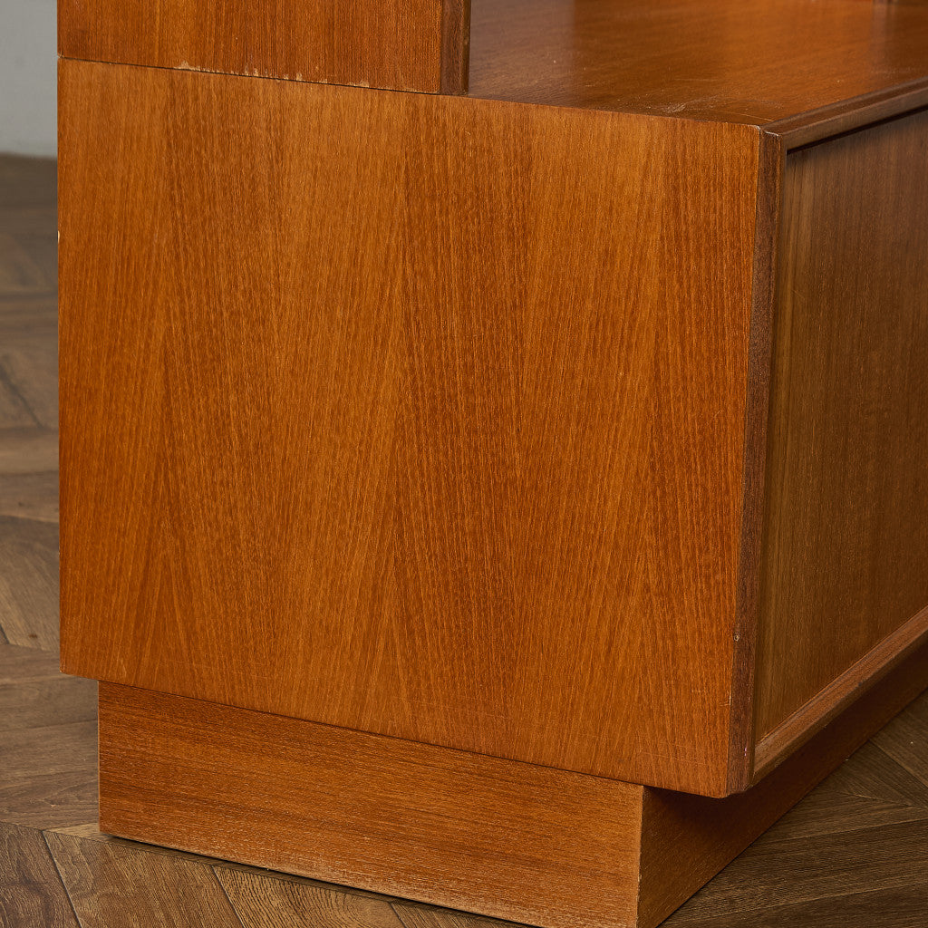 Form FIVE 2列型 ウォールユニット