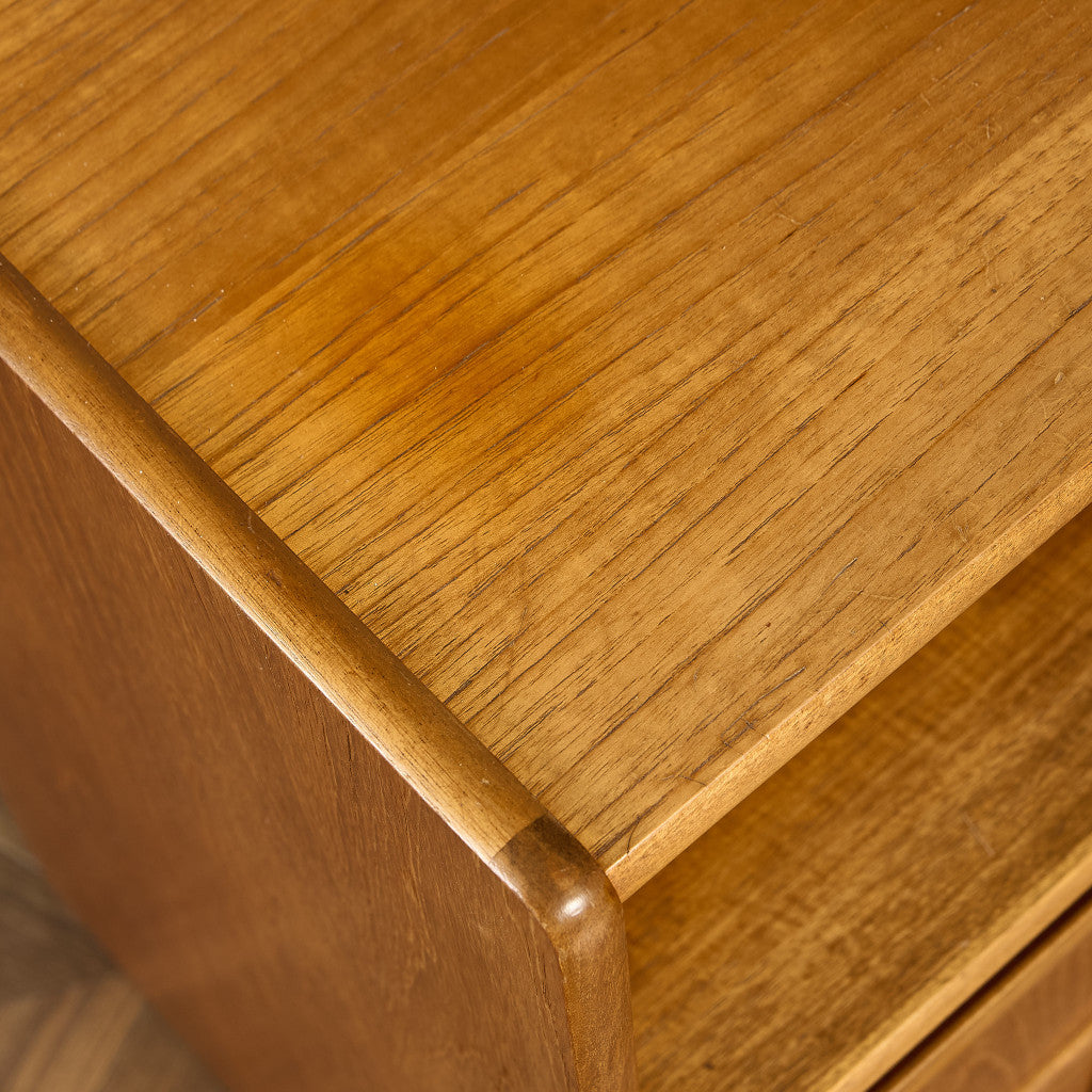 十字扉 ヴィンテージ キャビネット