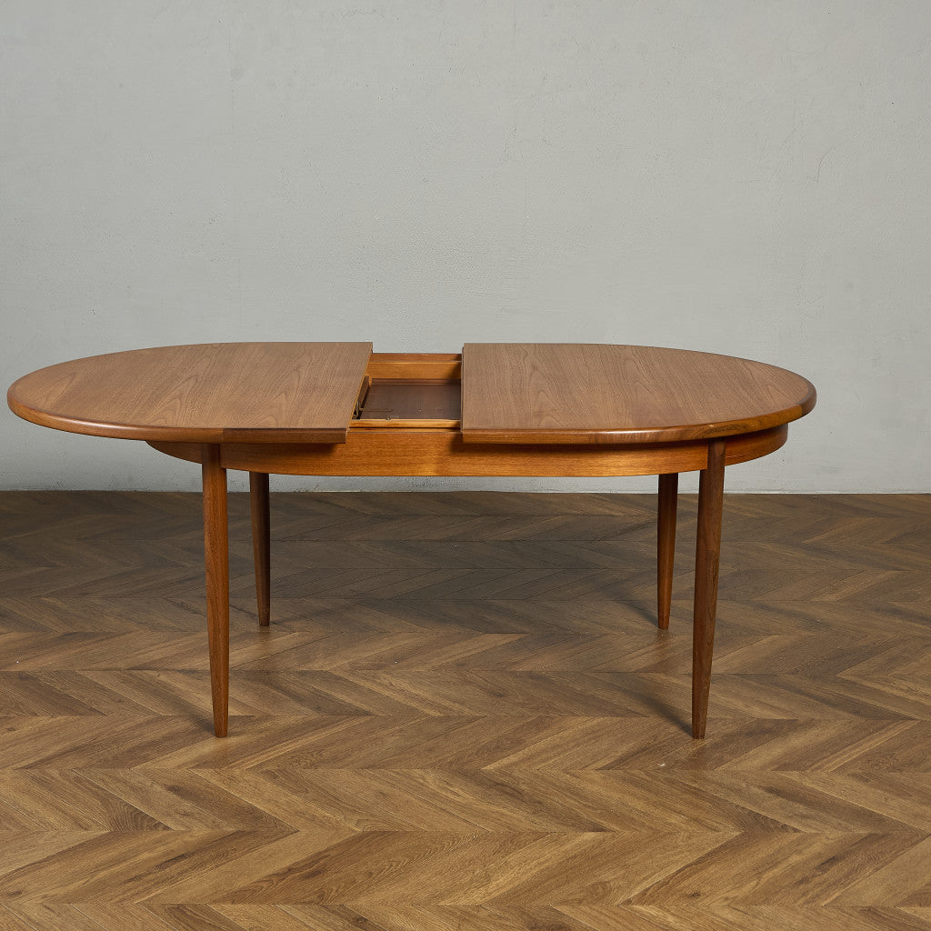 ヴィンテージ エクステンション オーバルダイニングテーブル