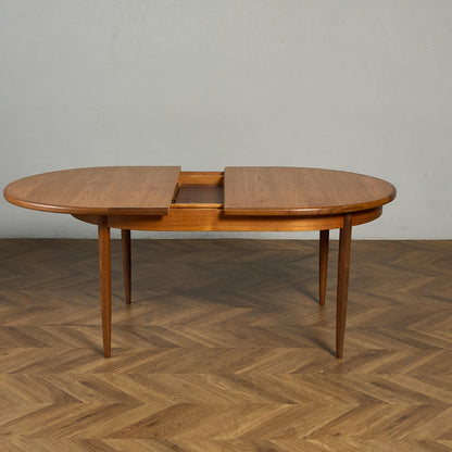 ヴィンテージ エクステンション オーバルダイニングテーブル
