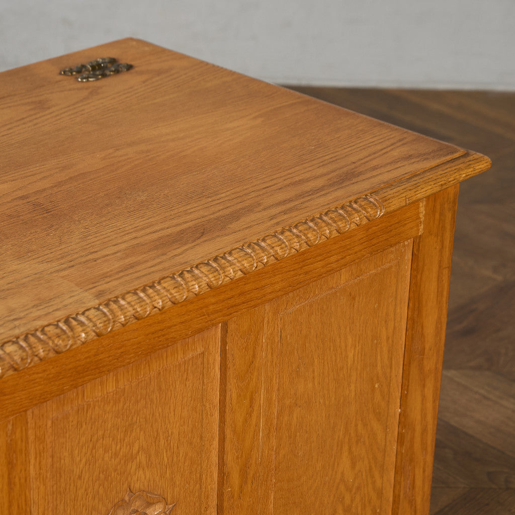 英国 クラシック オーク材 ブランケットボックス