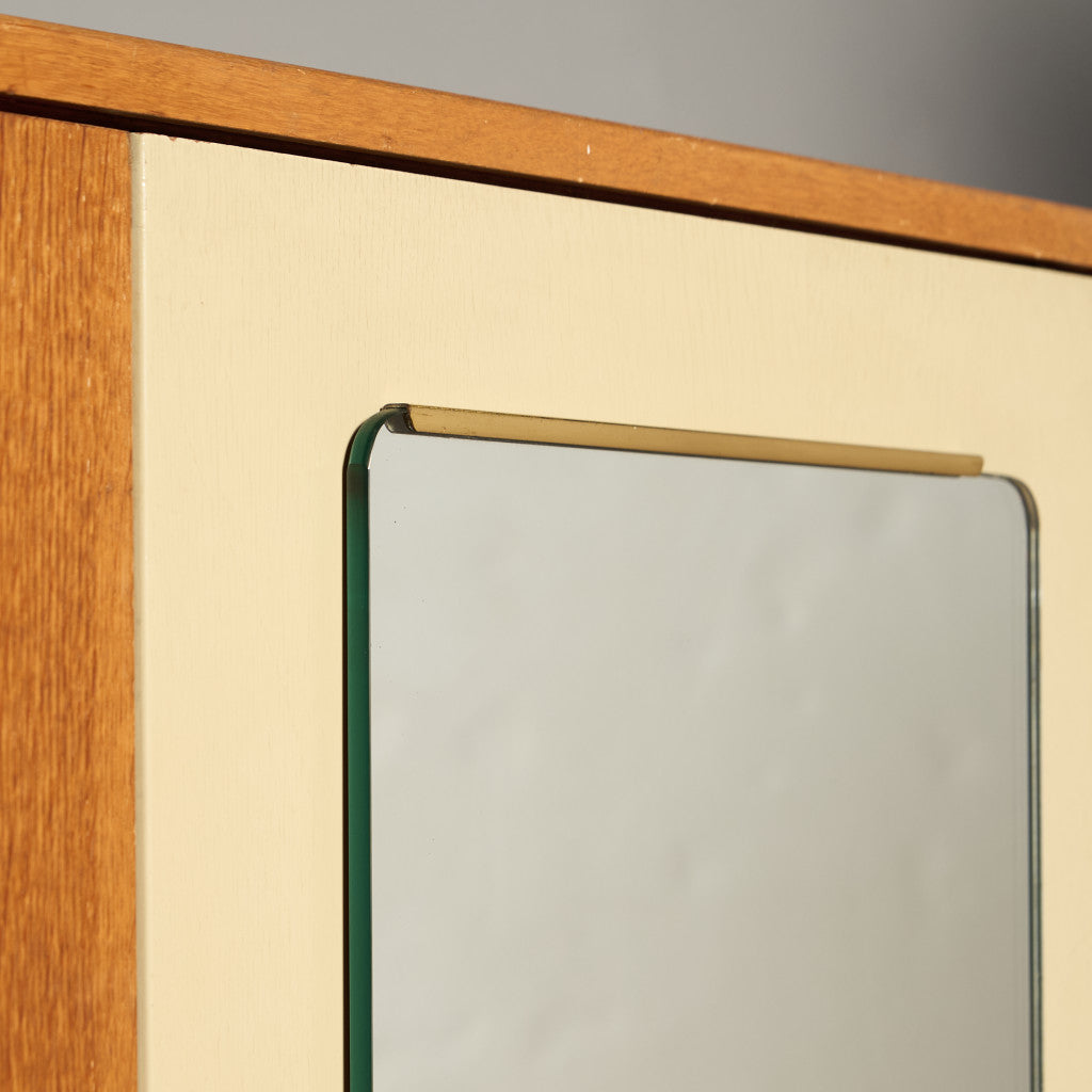 Chinese white ヴィンテージ 3ドア ワードローブ 初期ゴールドラベル