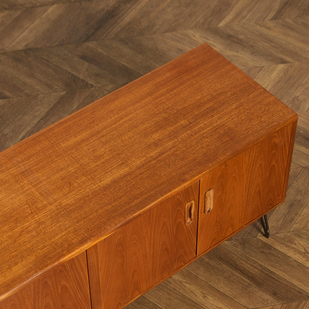 Fresco ヴィンテージ サイドボード カスタム アイアン ヘアピンレッグ