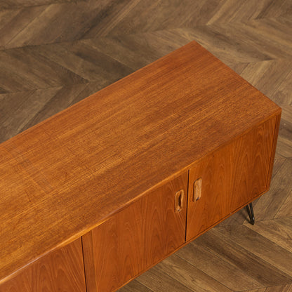 Fresco ヴィンテージ サイドボード カスタム アイアン ヘアピンレッグ