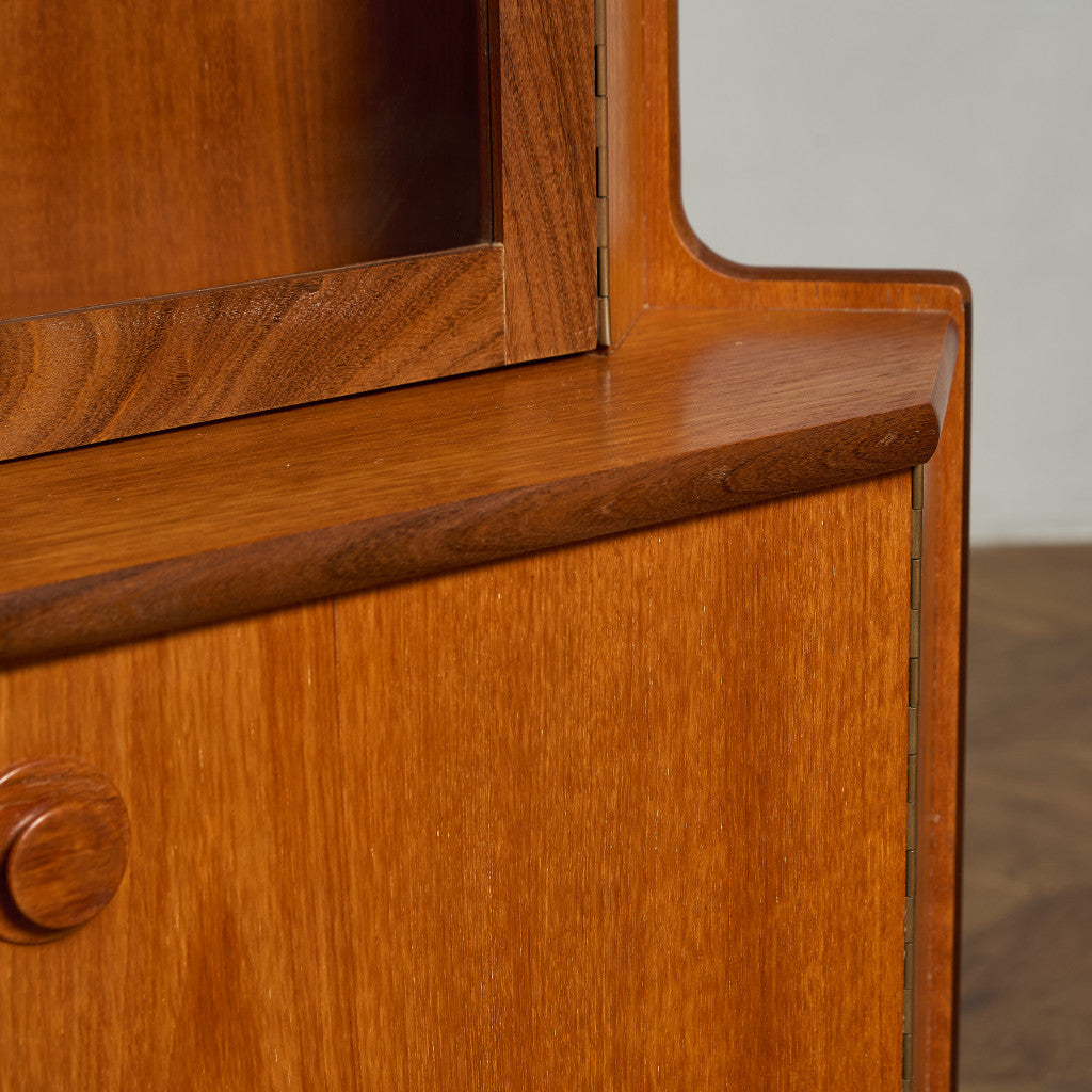 ヴィンテージ コーナーキャビネット