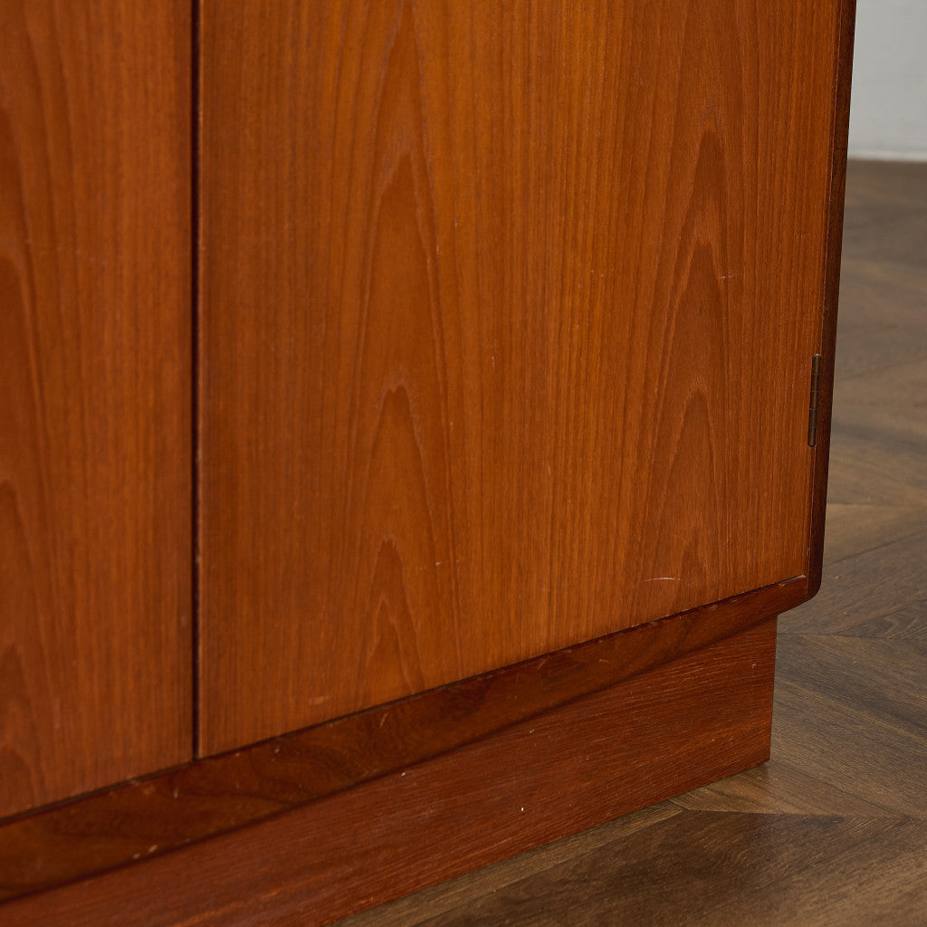 ジープラン G-PLAN Fresco 2ドア ワードローブ (2100D) #97398