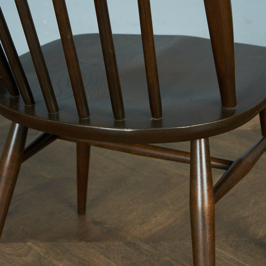 ERCOL Vintage Quaker Chair Large Size / Round Gold Label #66074