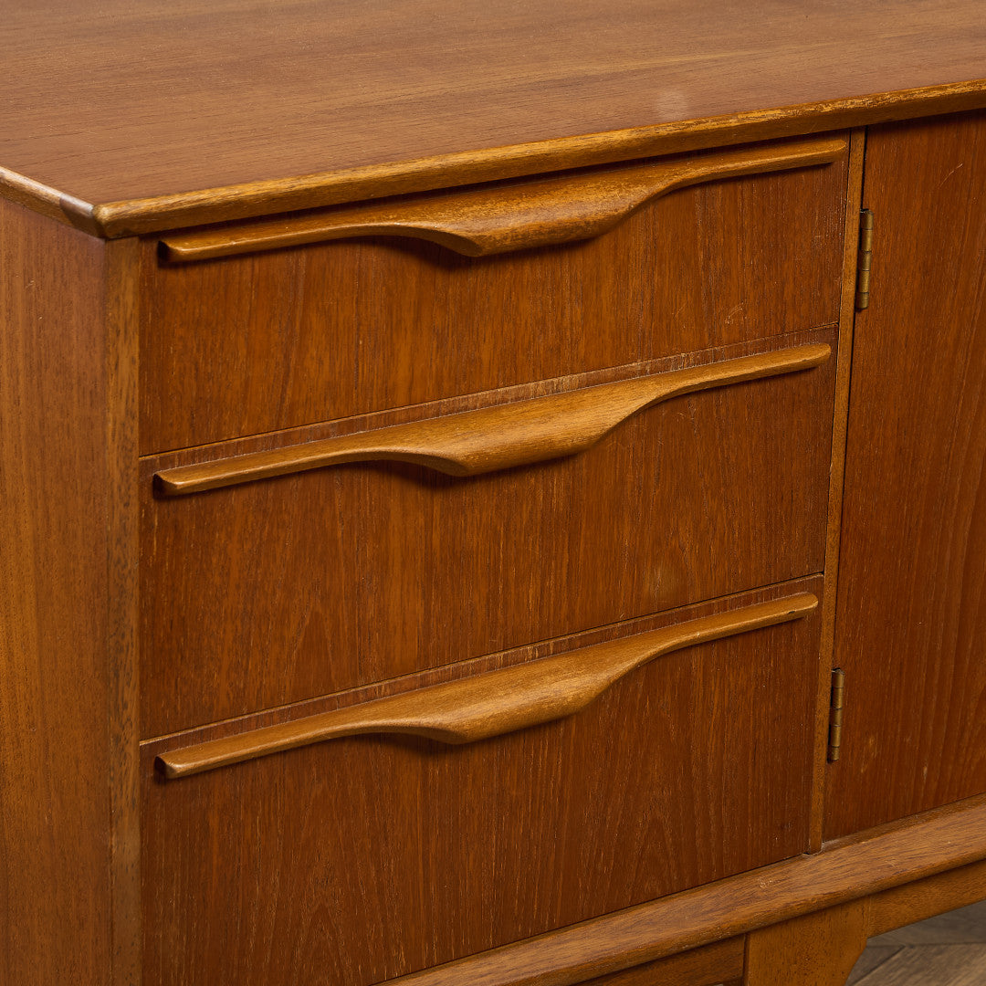 ジェンティーク Jentique ヴィンテージ サイドボード #89575