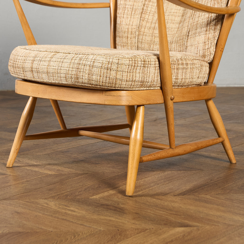 ヴィンテージ ウィングバック ラウンジチェア