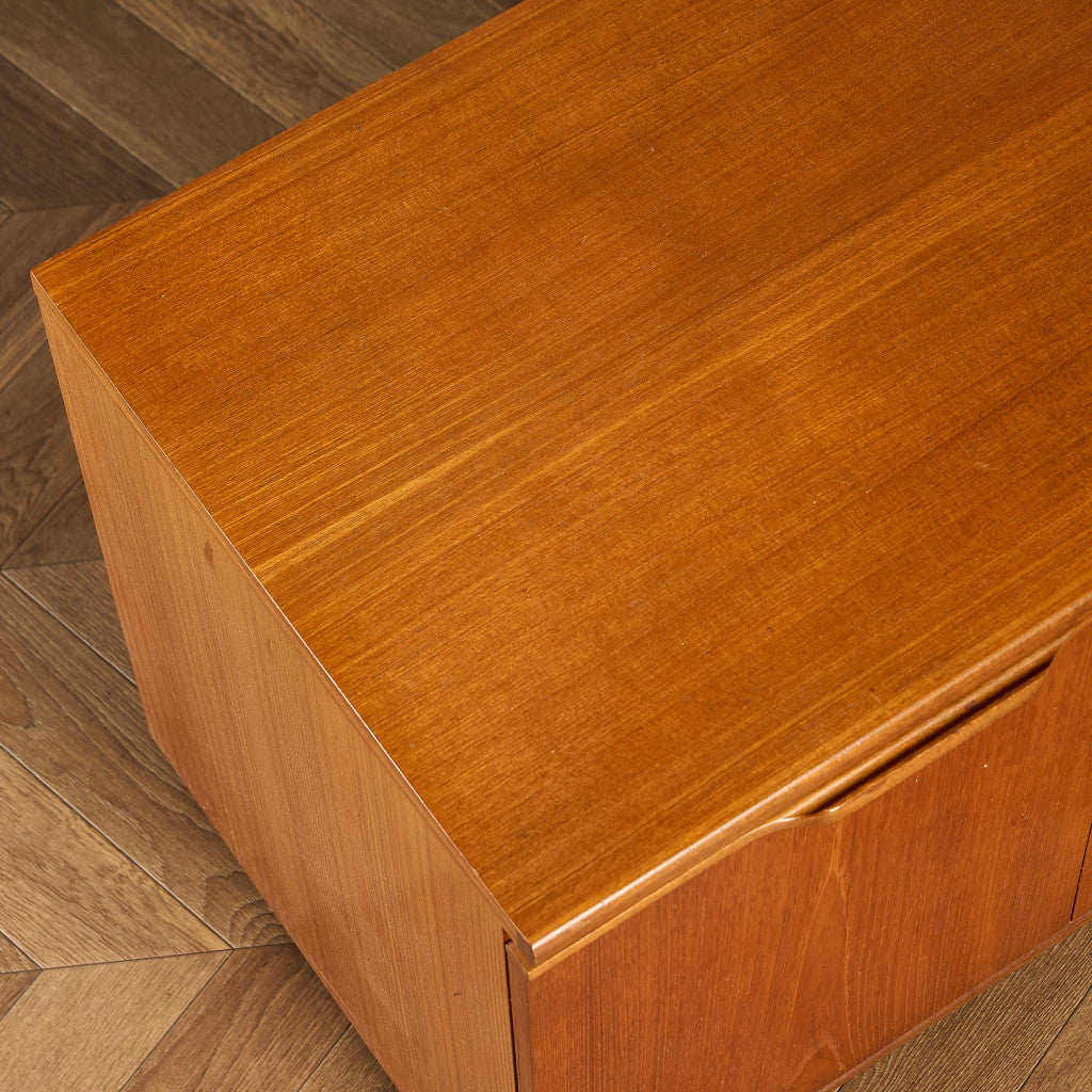 ヴィンテージ TVボード